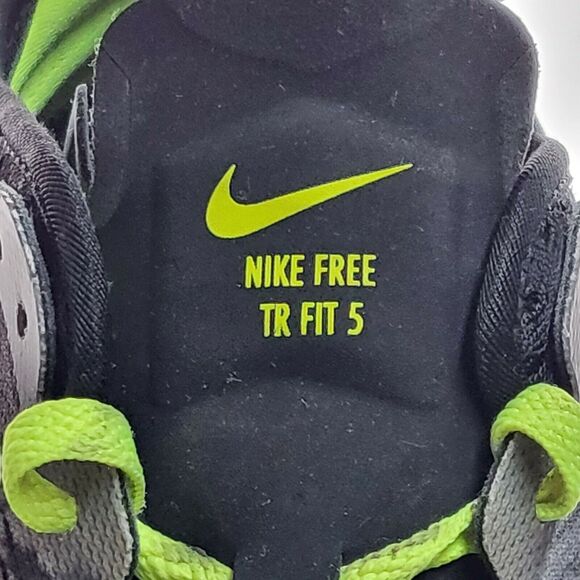 Nike Free TR Fit 5 Lace Up Athletic Shoe Womens Size 8.5 704695-014 Black White - Picture 9 of 9